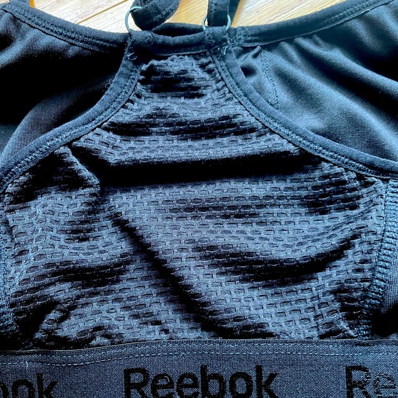 Reebok sports bra - Picture 3 of 5